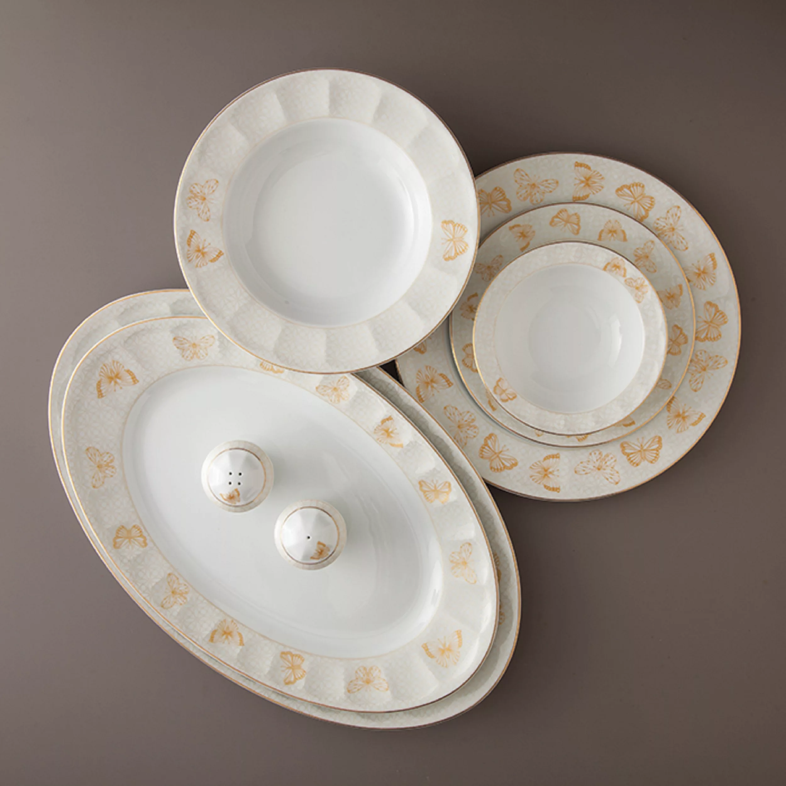 سرویس غذاخوری 29 پارچه 6 نفر چینی زرین ایران مدل نئوکلاسیک هوراند درجه عالی