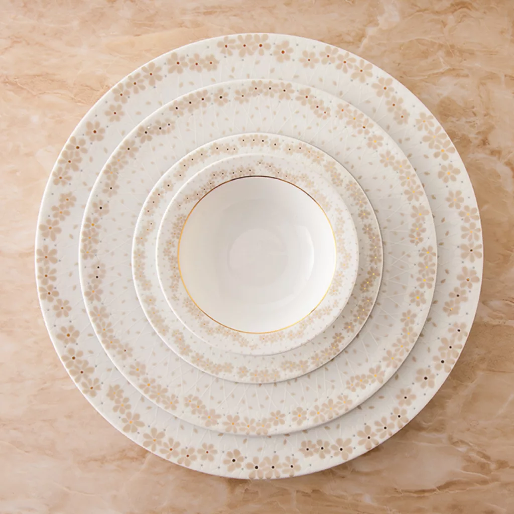 سرویس غذاخوری 28 پارچه 6 نفر چینی زرین ایران مدل ایتالیا اف برایدال درجه یک