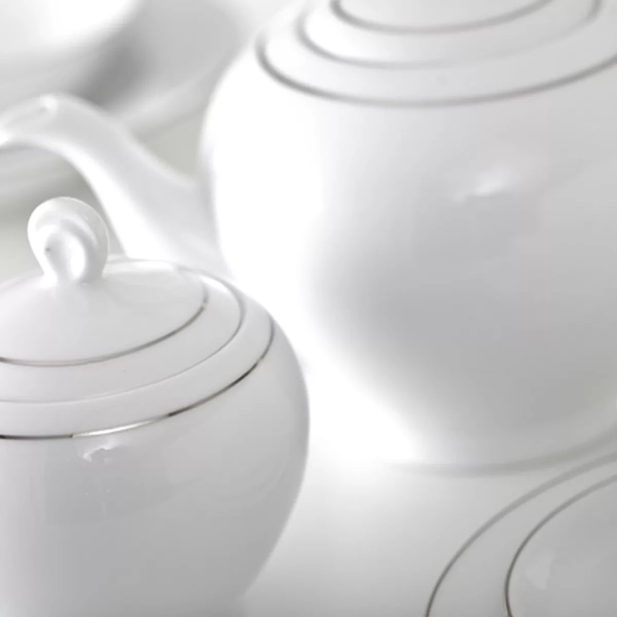 سرویس غذاخوری 102پارچه چینی زرین ایران سری کواترو مدل سمن درجه عالی