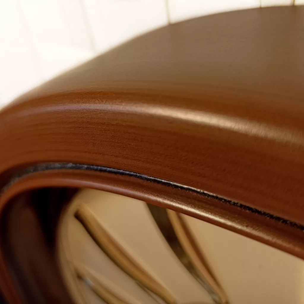 ساعت دیواری شوبرت مدل 4019