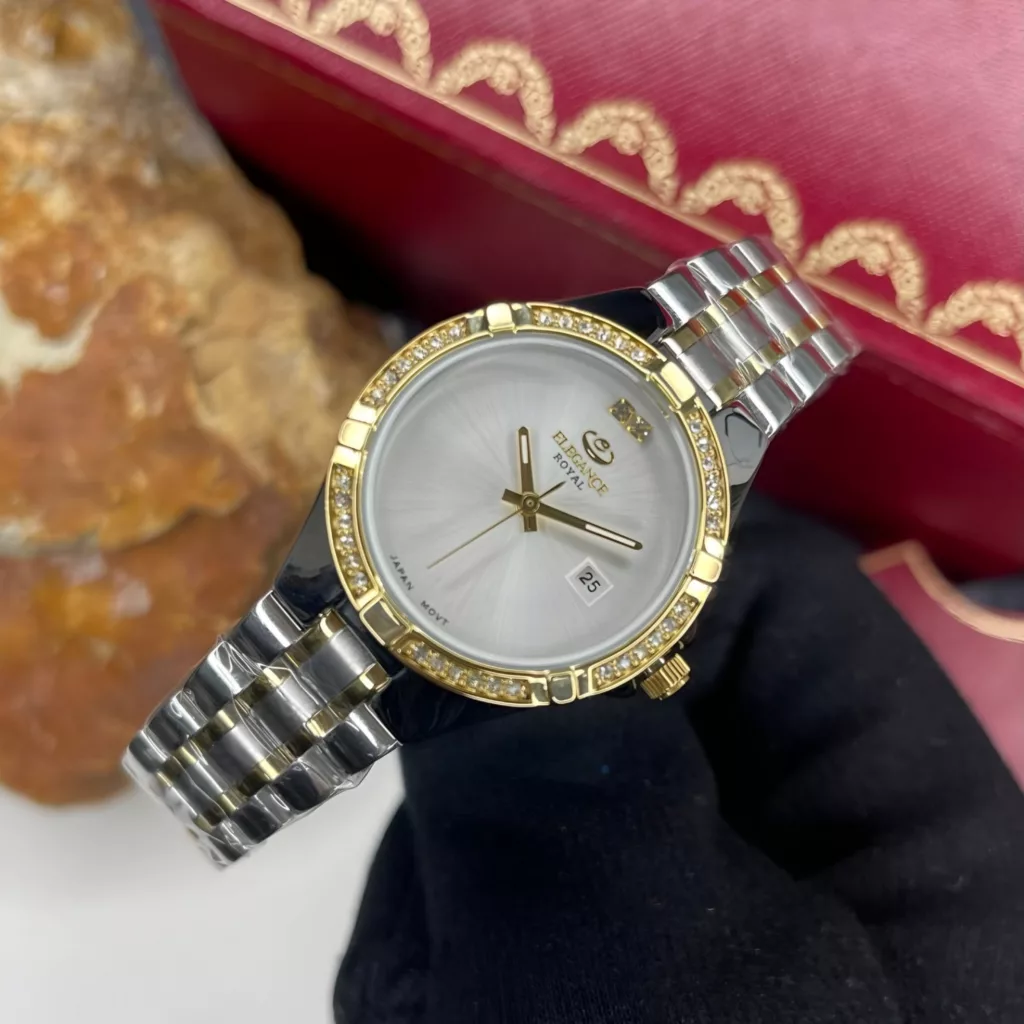 ساعت مچی عقربه‌ای کوارتز زنانه الگانس مدل لوکس بند استیل قاب دور نگین کد E4