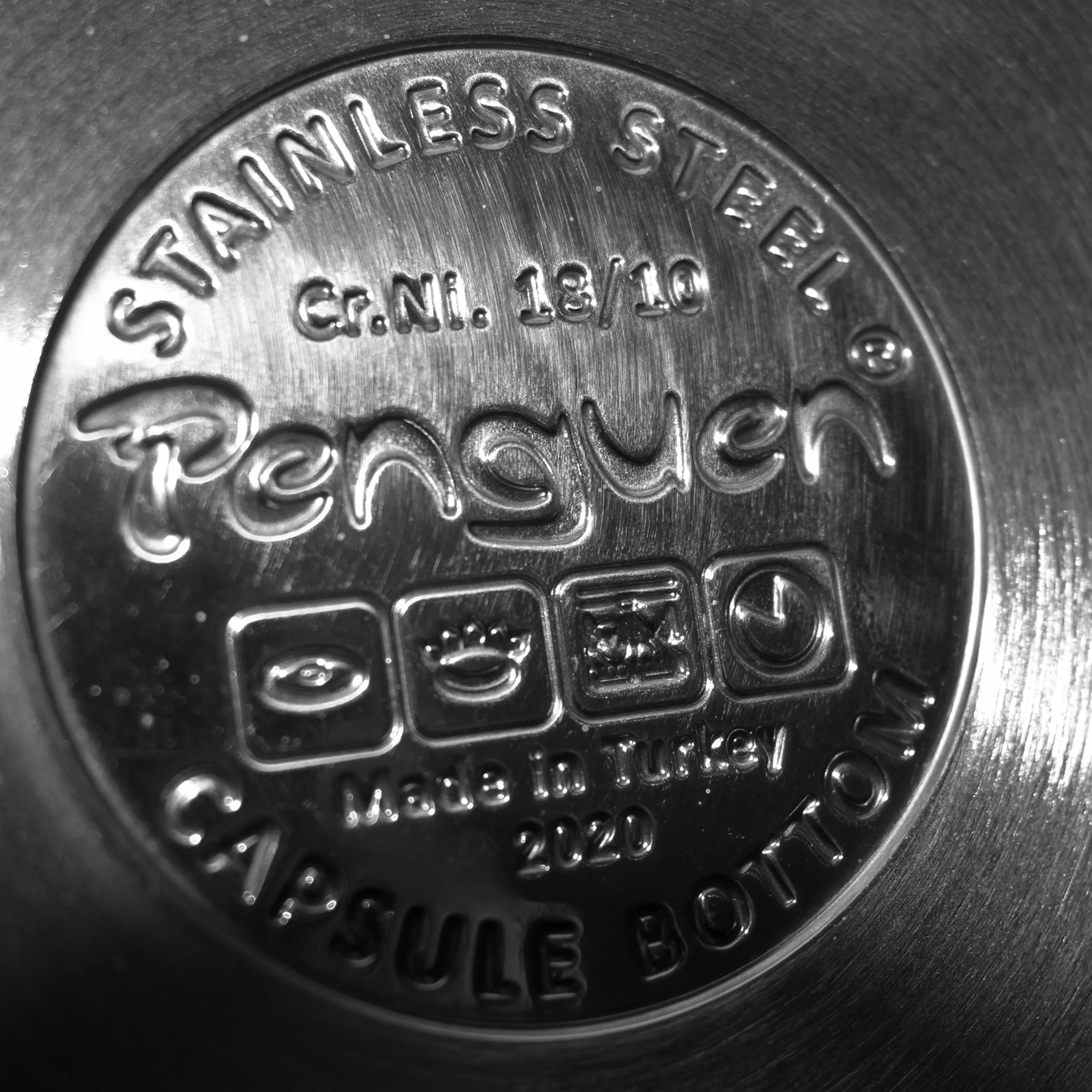 ست کتری و قوری پنگوئن مدل Yakut