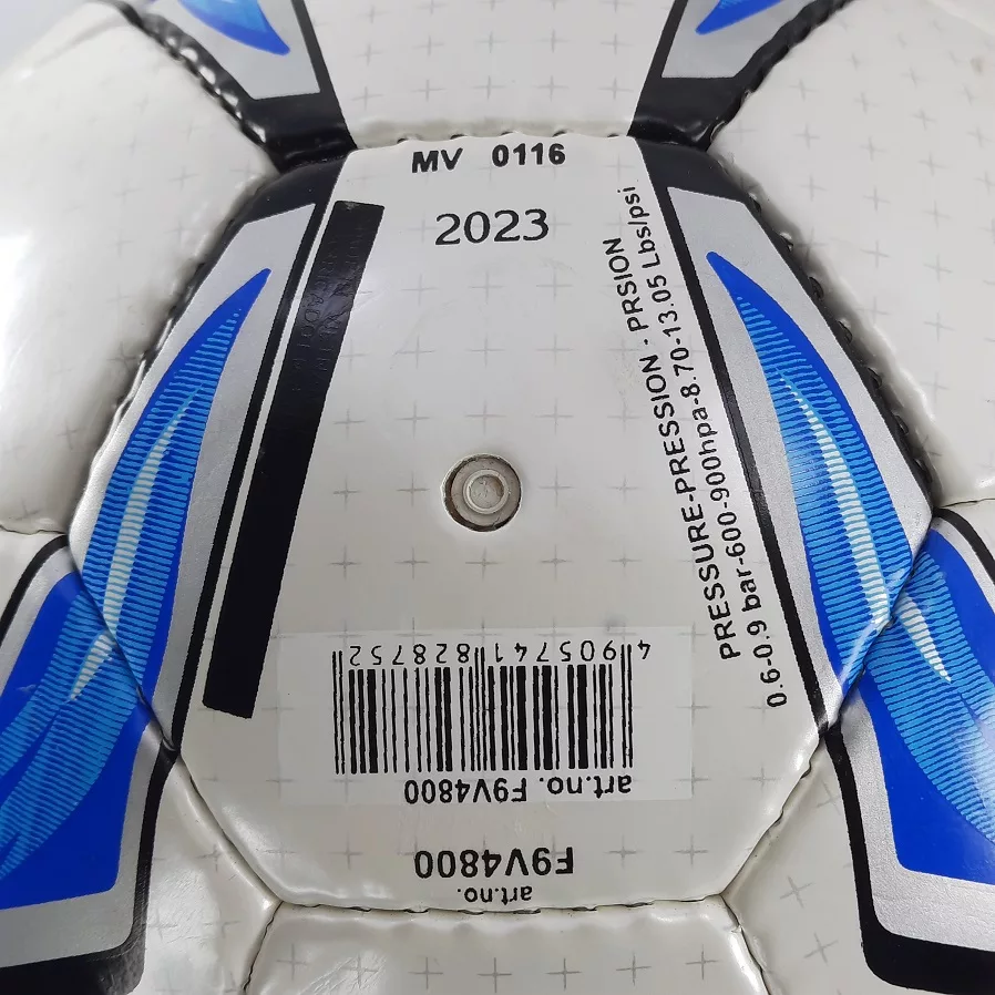 توپ فوتسال مولتن مدل Z - 8M