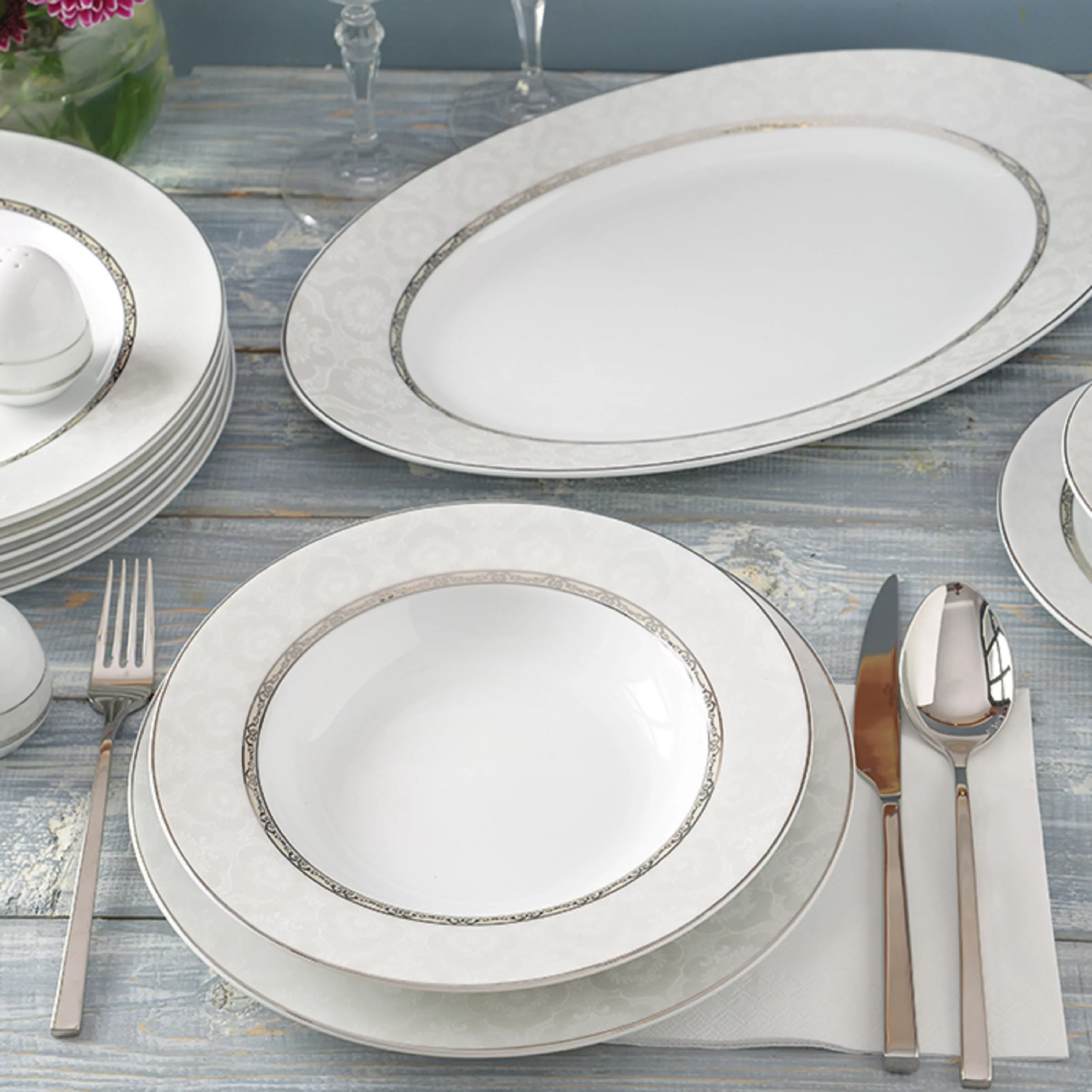 سرویس غذاخوری 102 پارچه 12 نفر چینی زرین ایران مدل Hadiye سری ایتالیا اف درجه یک