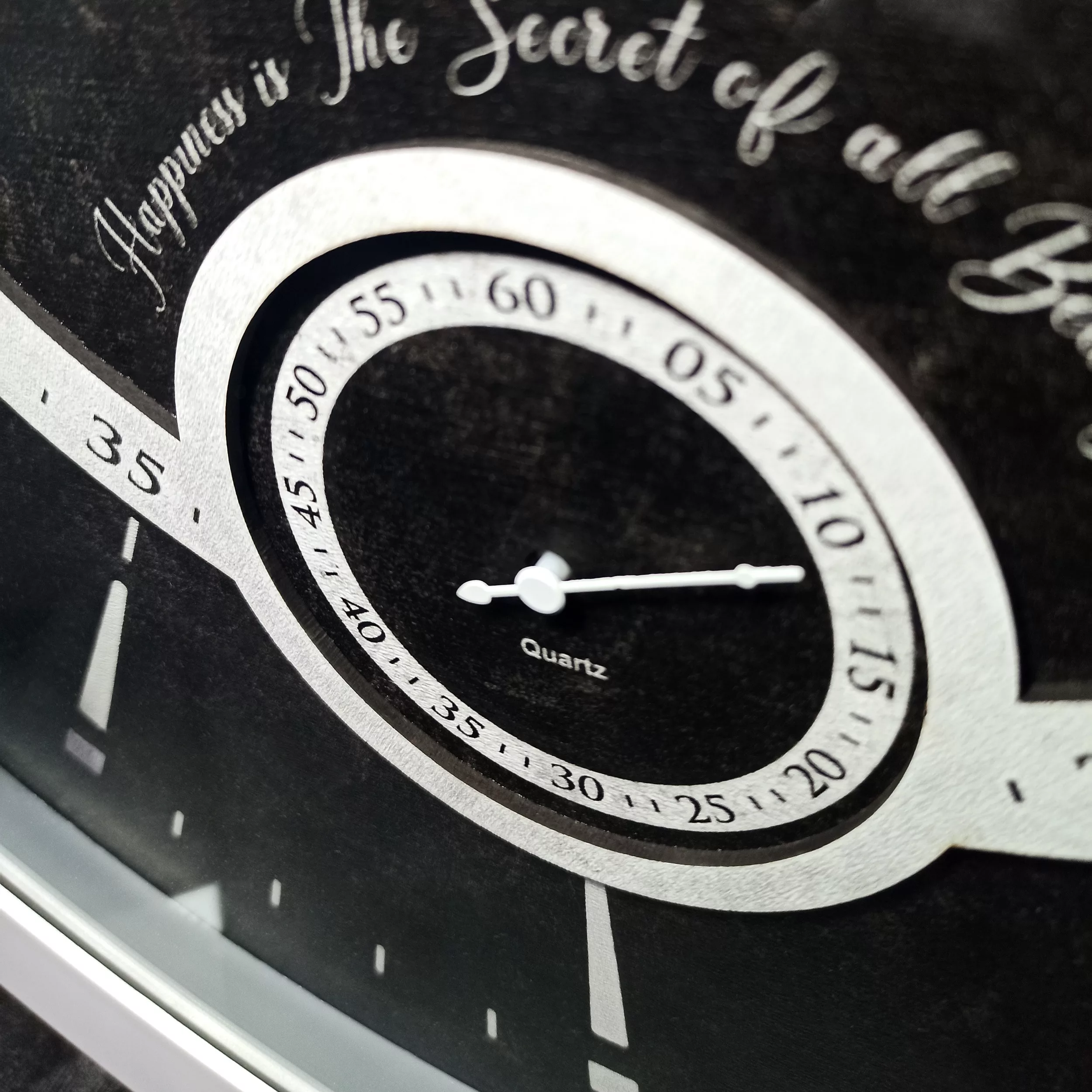 ساعت دیواری گارنت مدل 5226