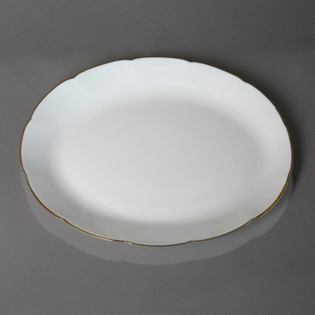 سرویس غذاخوری 26 پارچه مدل نیلوفری لب طلا