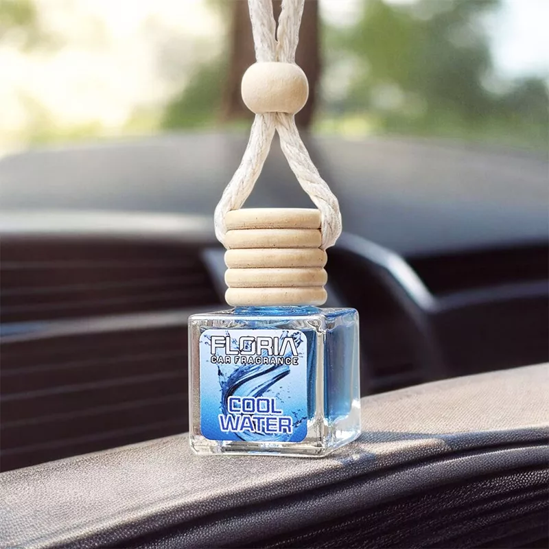 خوشبو کننده خودرو فلوریا مدل C7 با رایحه کول واتر حجم 10 میلی لیتر