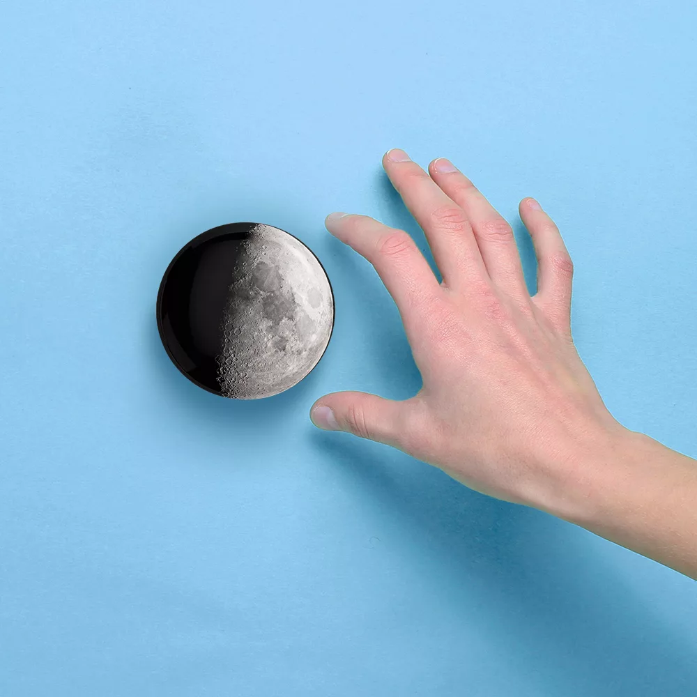 آینه جیبی خندالو مدل ماه کد 29617