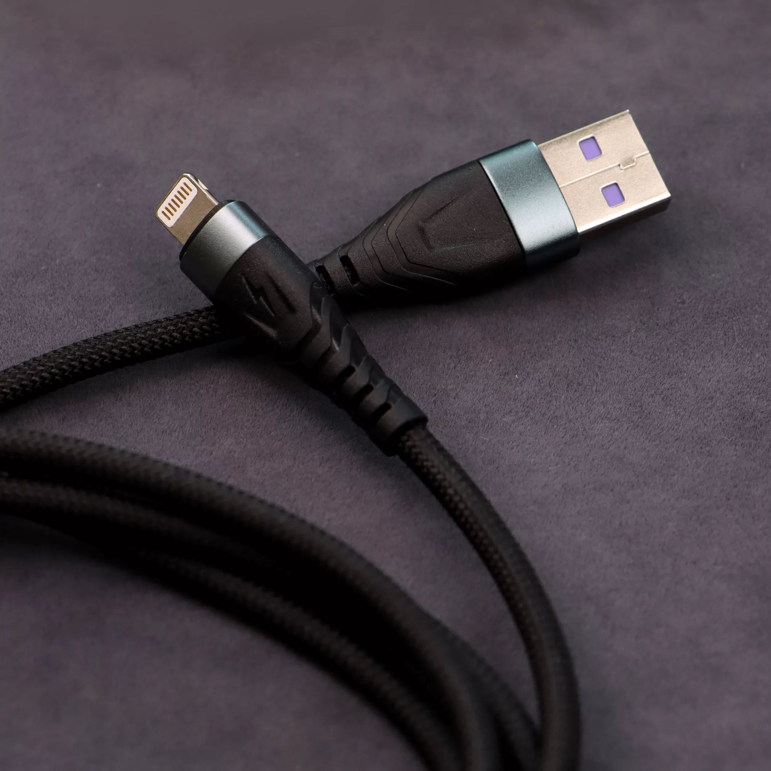 کابل تبدیل USB به لایتنینگ کی اف سنیور مدل S8ـ_IP طول 1.2 متر