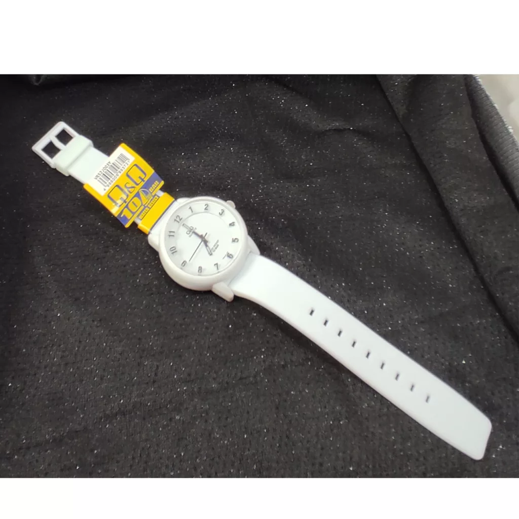 ساعت مچی عقربه ای کیو اند کیو مدل VR52J003Y