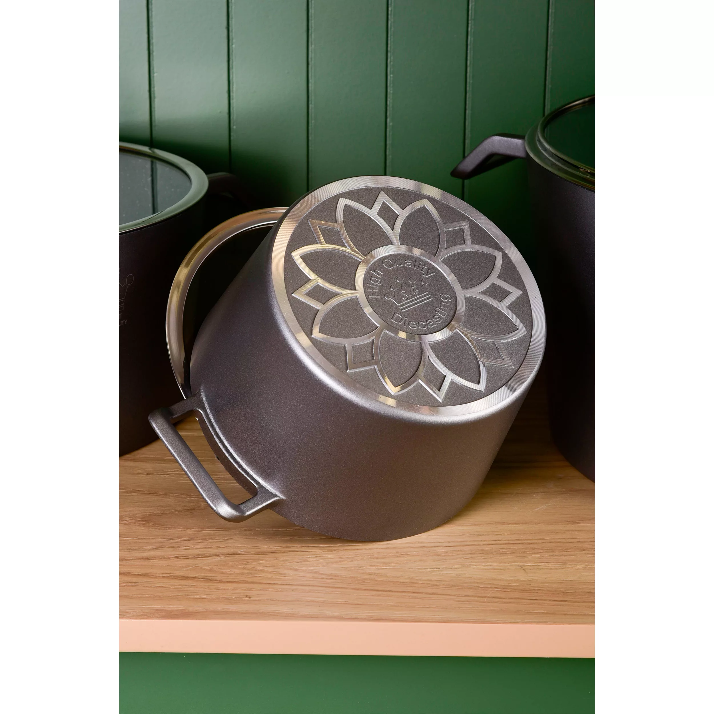 سرویس قابلمه و تابه گرانیتی 16 پارچه اس جی مدل AKA