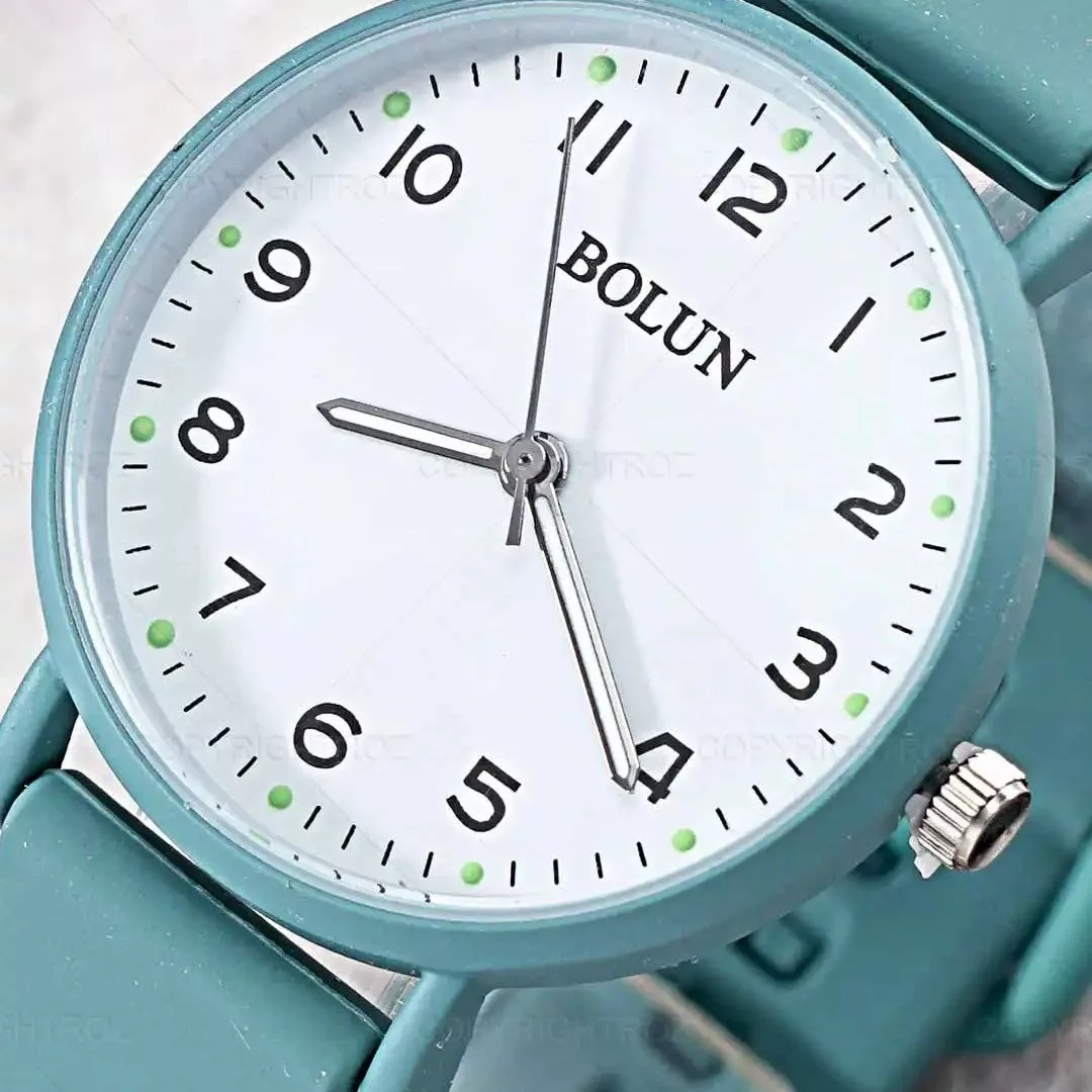 ساعت مچی عقربه ای زنانه بولون مدل 08