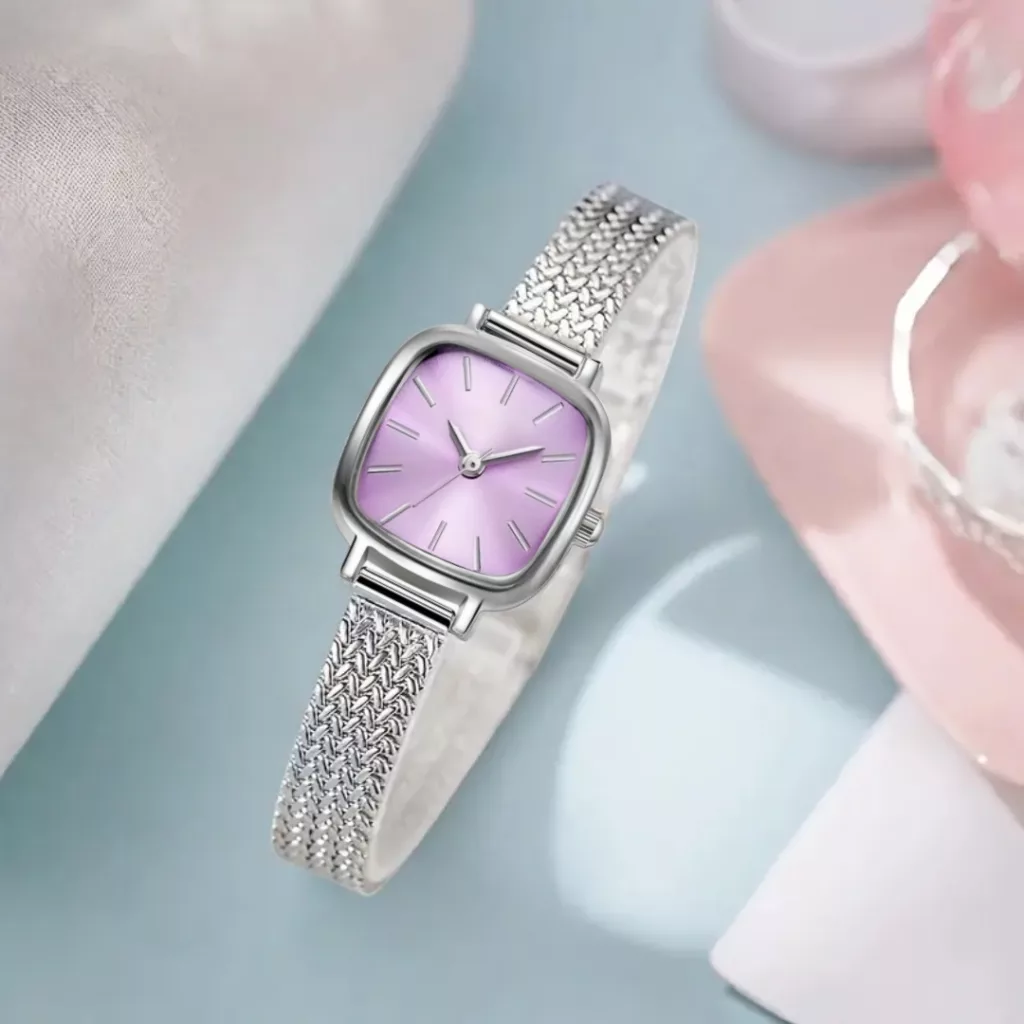 ساعت مچی عقربه‌ای کوارتز زنانه مدل مینیمال کلاسیک بند حصیری کد ۲