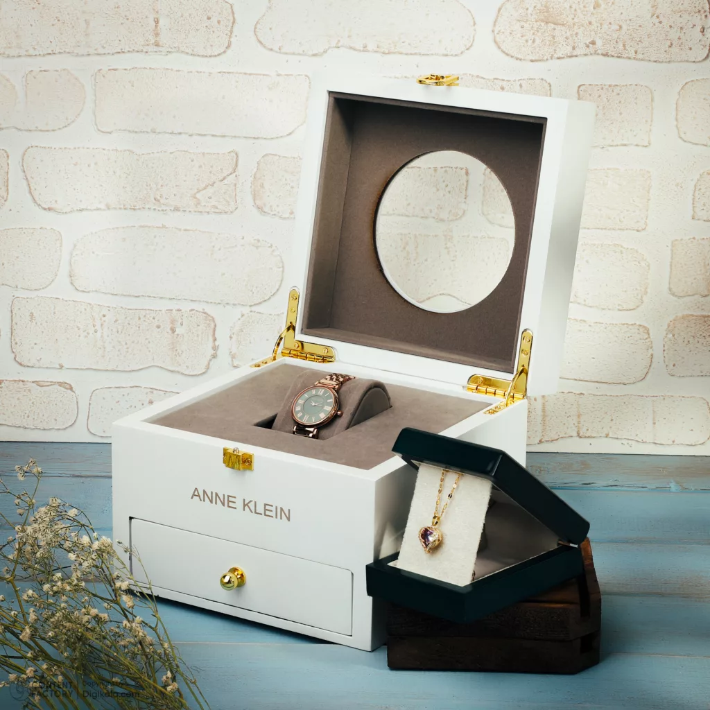 ساعت مچی عقربه ای زنانه آنه کلین مدل  AK/2158-Senator Edition به همراه گردنبند