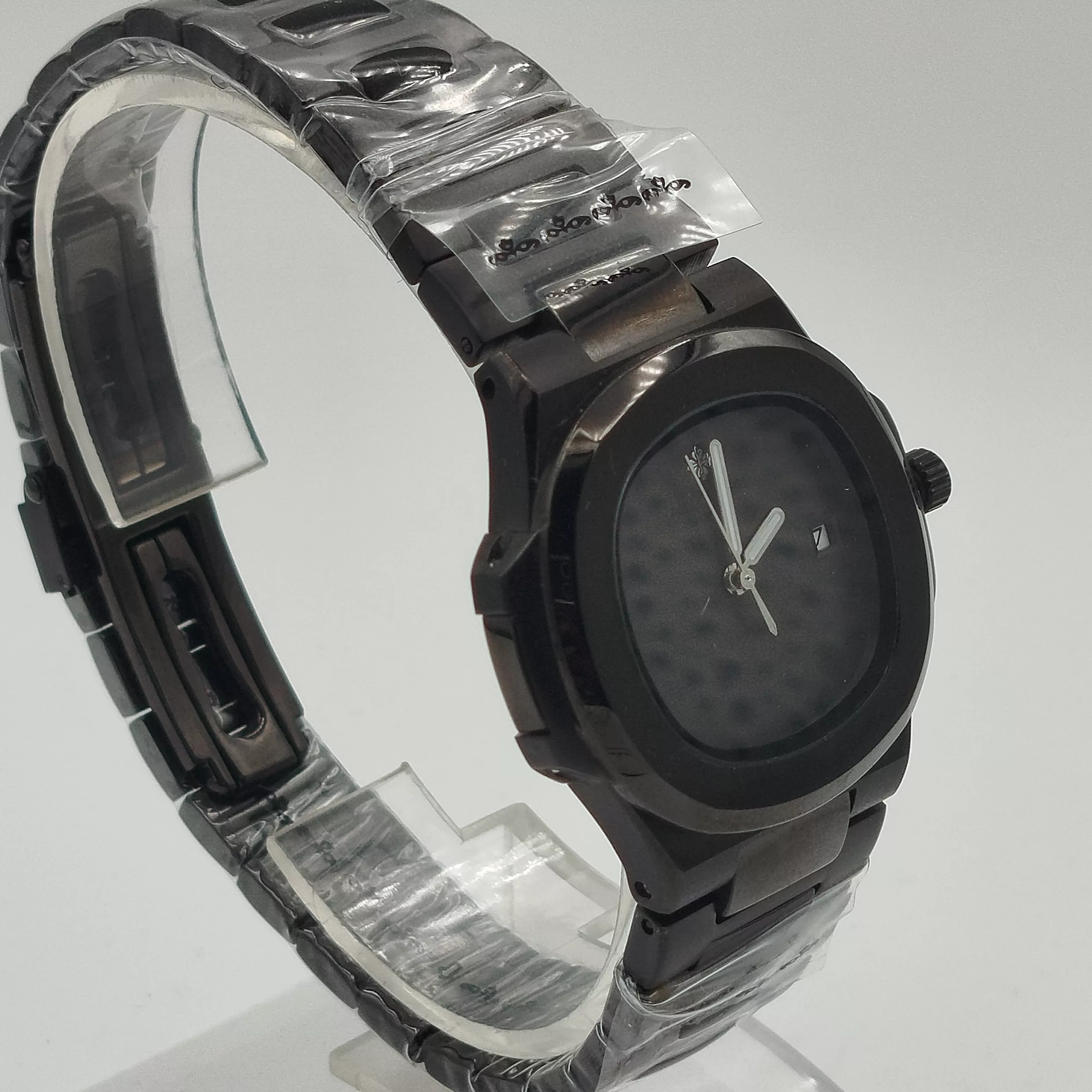 ساعت مچی عقربه‌ای کوارتز زنانه مدل M8058