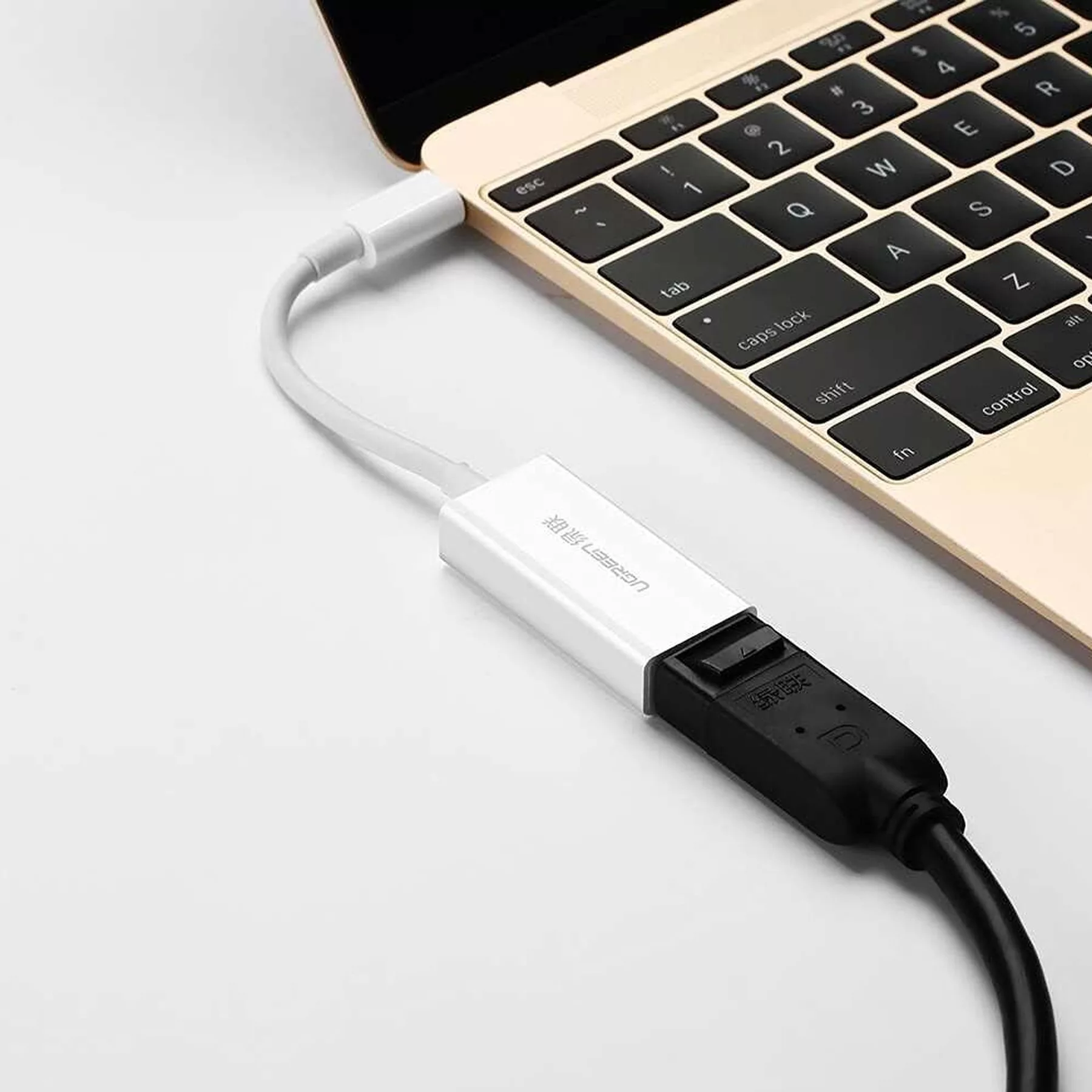 مبدل USB-C به DisplayPort یوگرین مدل 40372