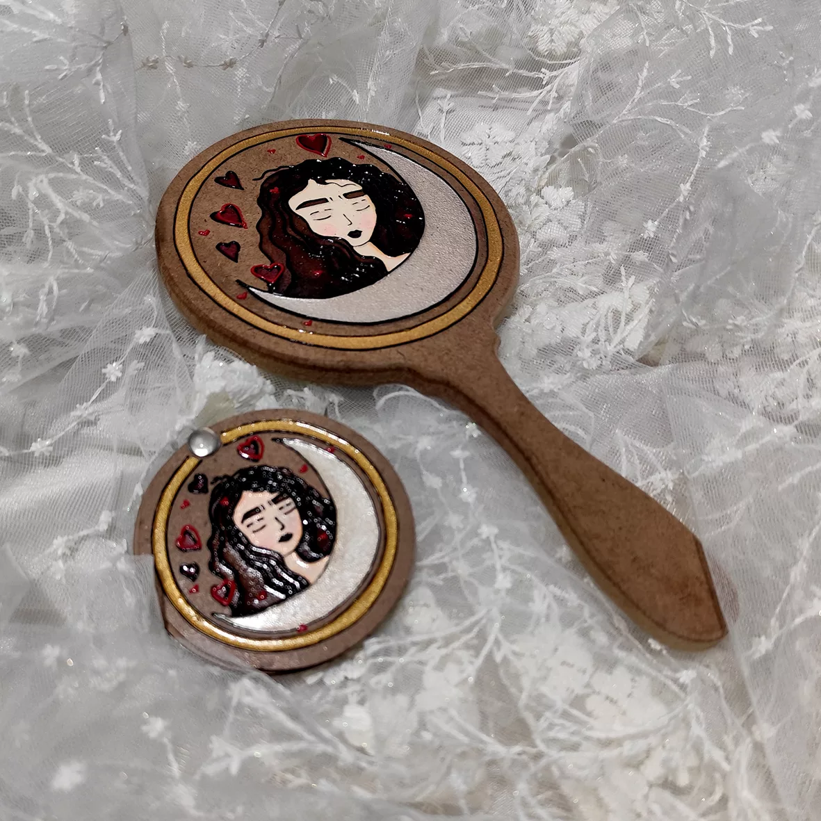 آینه آرایشی مدل دلا به همراه آینه جیبی