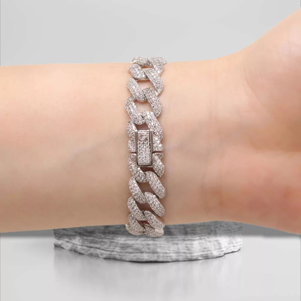 ساعت مچی عقربه ای زنانه مدل نقره یس 063