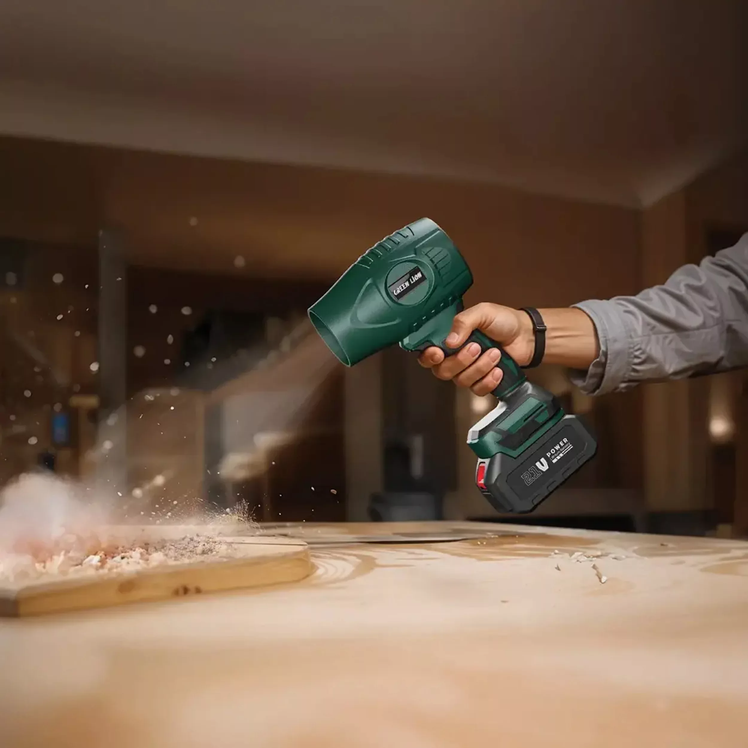 دستگاه دمنده شارژی گرین لاین مدل SJ36000