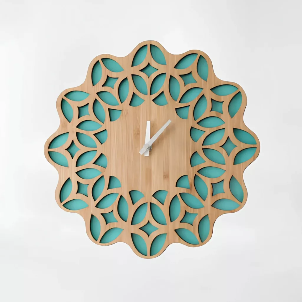 ساعت دیواری مدل چوبی سنتی کد C28