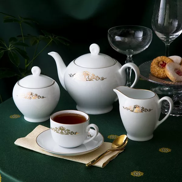 سرویس غذاخوری 102 پارچه 12 نفر چینی زرین ایران مدل ایتالیا کوئین درجه عالی