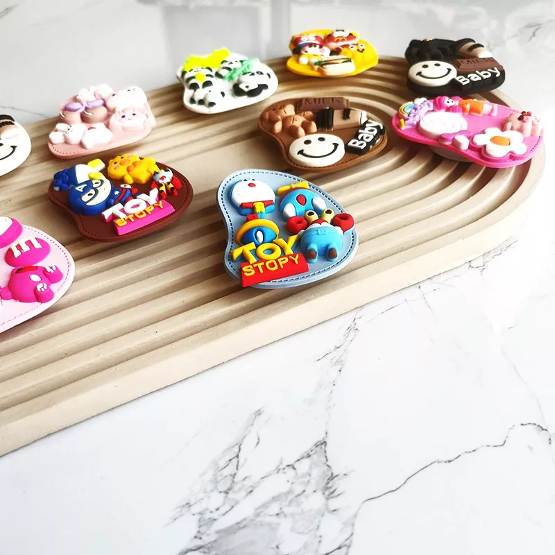 پایه نگهدارنده گوشی موبایل  پاپ سوکت طرح عروسکی