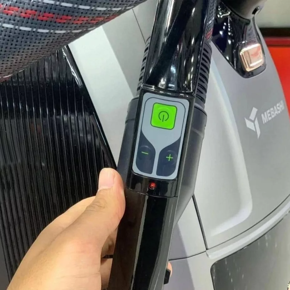 جاروبرقی 2200 وات مباشی مدل ME-VC3000