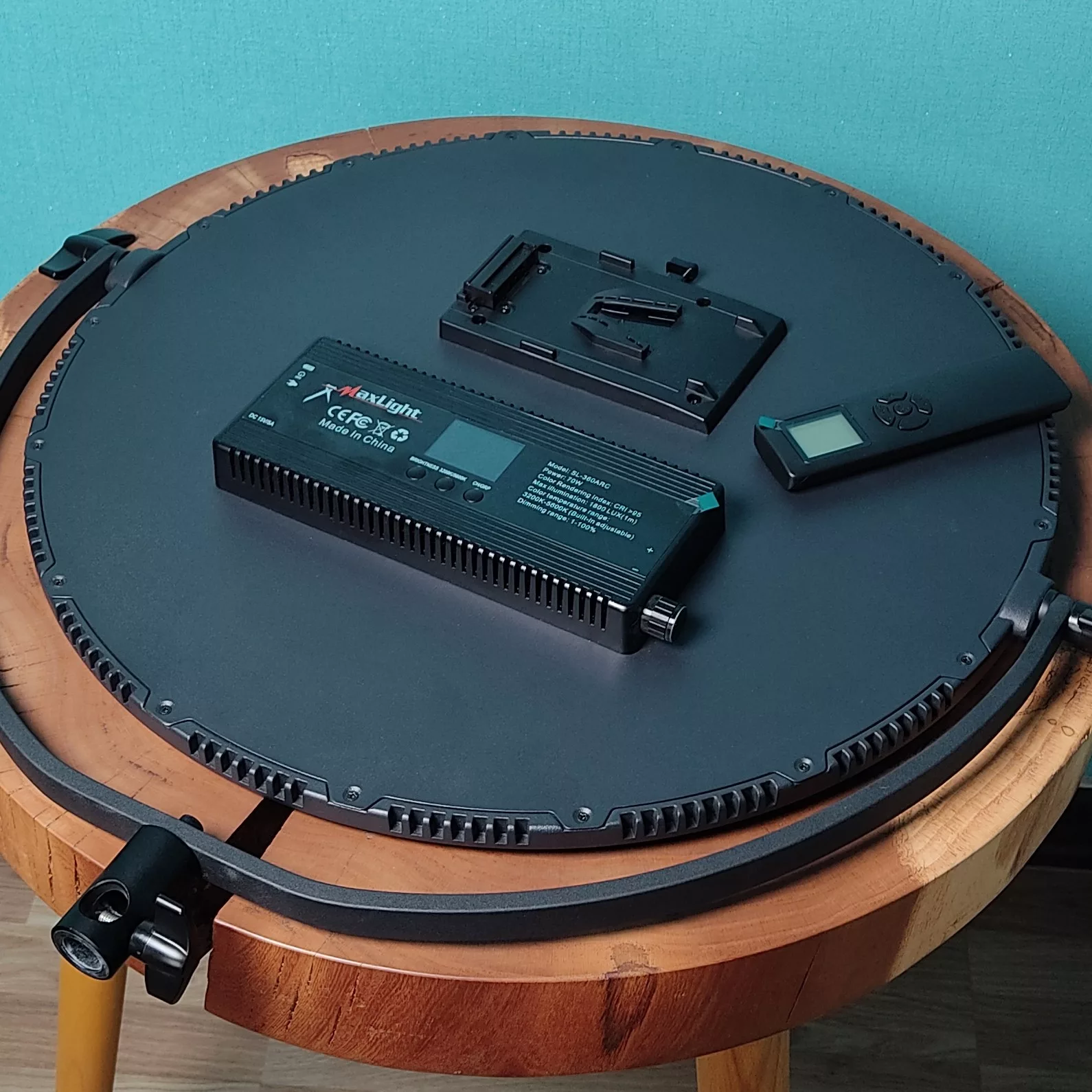 نور ثابت ال ای دی مکس لایت مدل SL-360ARC