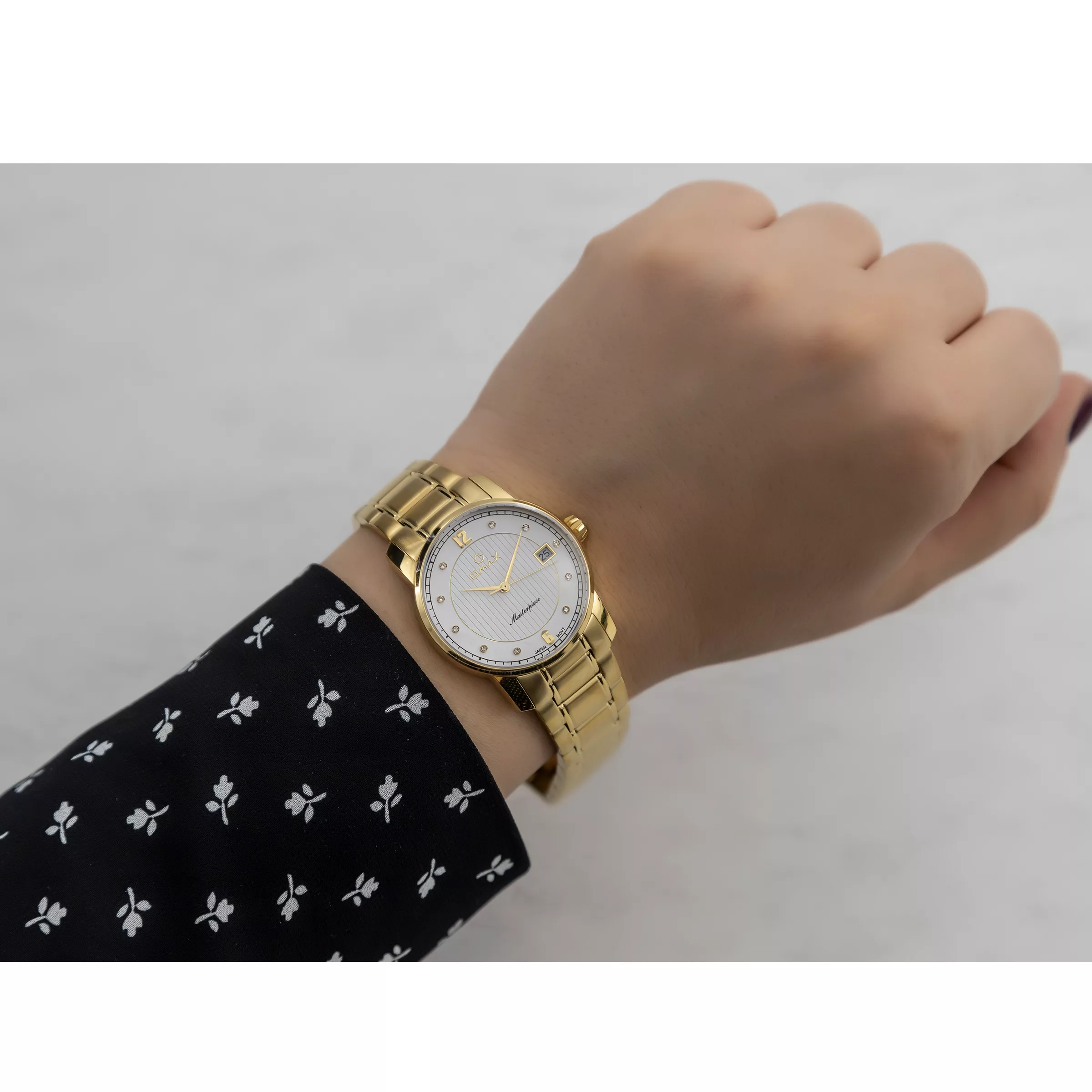 ساعت مچی عقربه ای زنانه اوماکس مدل ML25G31IO