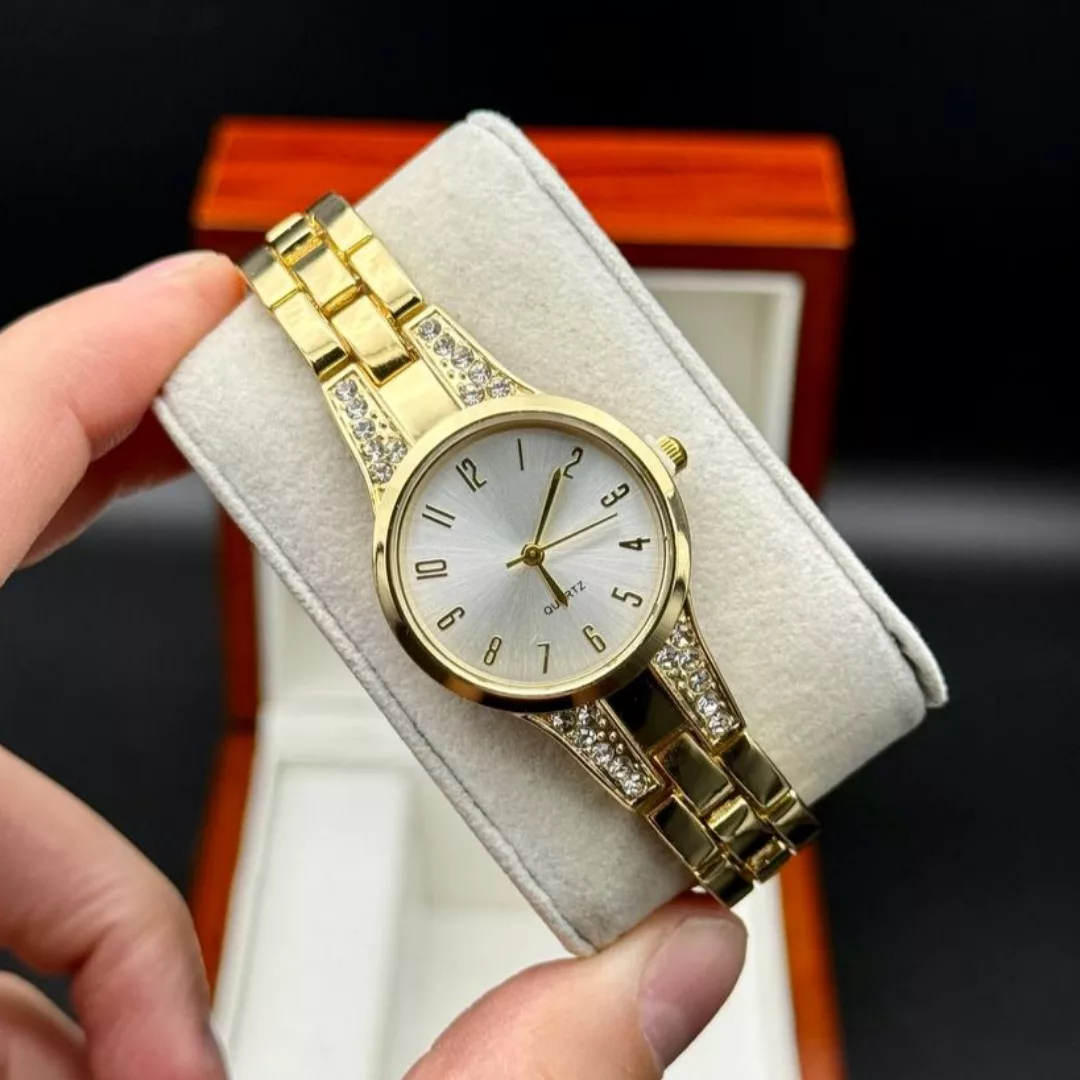 ساعت مچی عقربه‌ای کوارتز زنانه مدل کلاسیک لوکس بند دستبندی کد ۵
