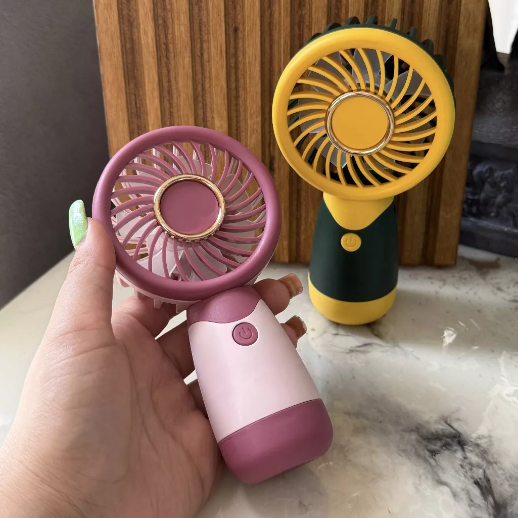 پنکه دستی مدل دیانا اعلا