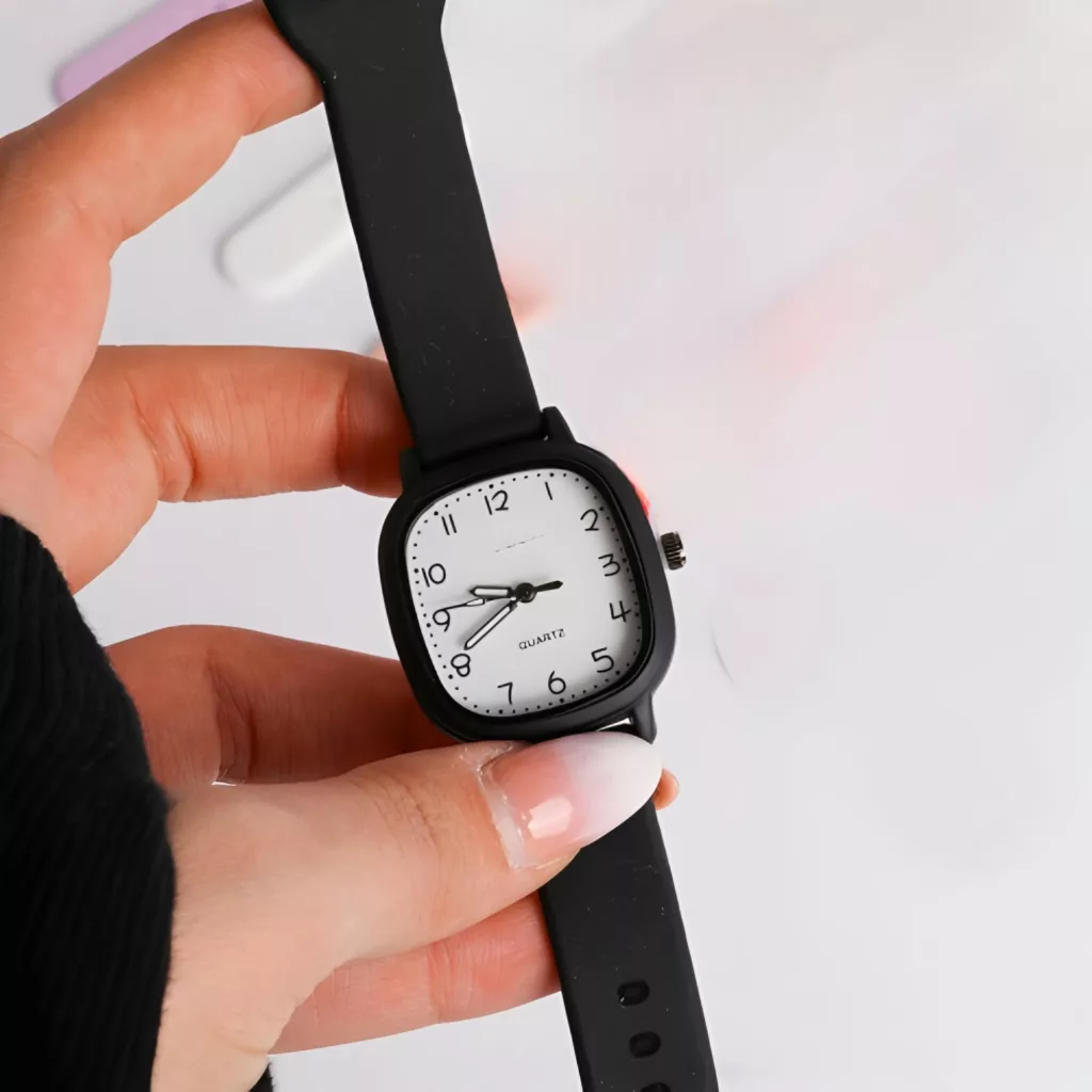 ساعت مچی عقربه ای مدل بند پیو پاستیلی آنتی آلرژی کد 7-1