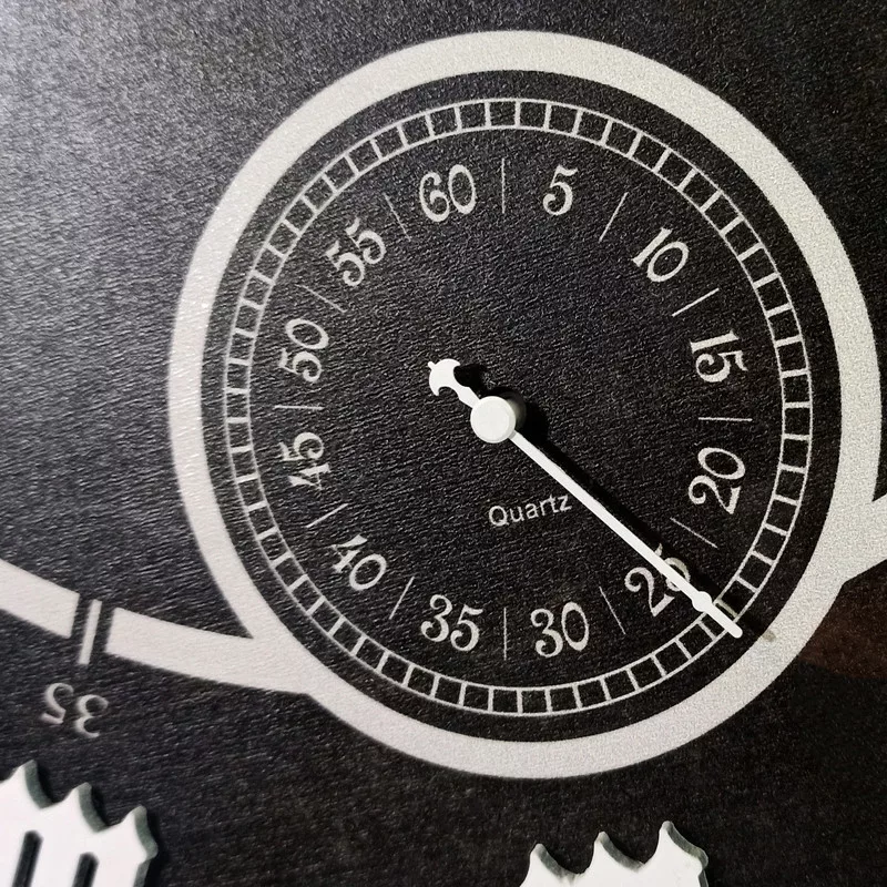 ساعت دیواری گارنت مدل 5250