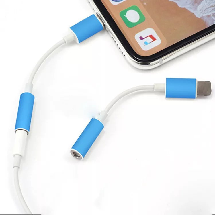 کابل تبدیل لایتنینگ به AUX مدل BT1