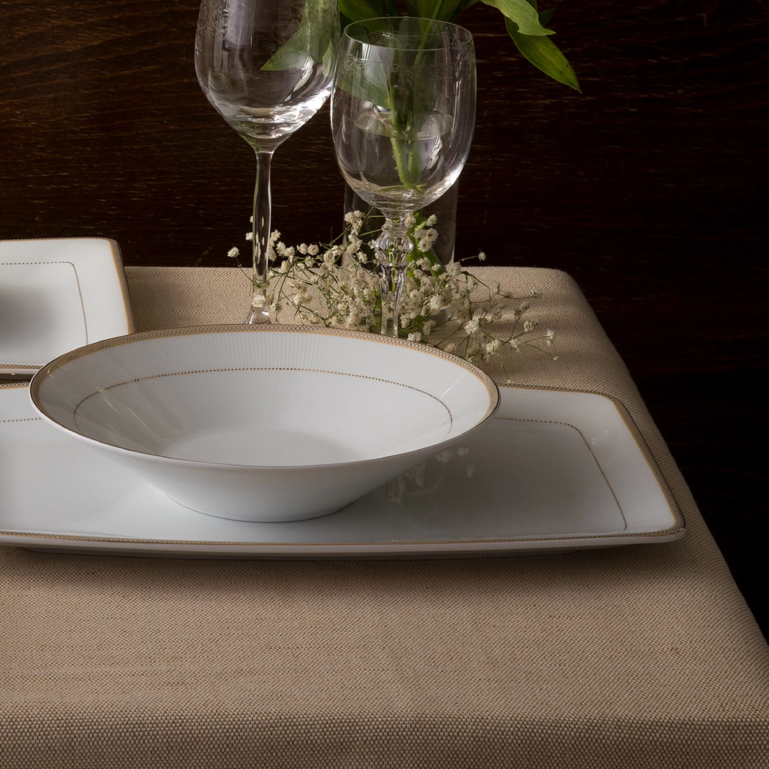 سرویس غذاخوری 30 پارچه چینی زرین ایران سری وینچی مدل سپینود  درجه یک