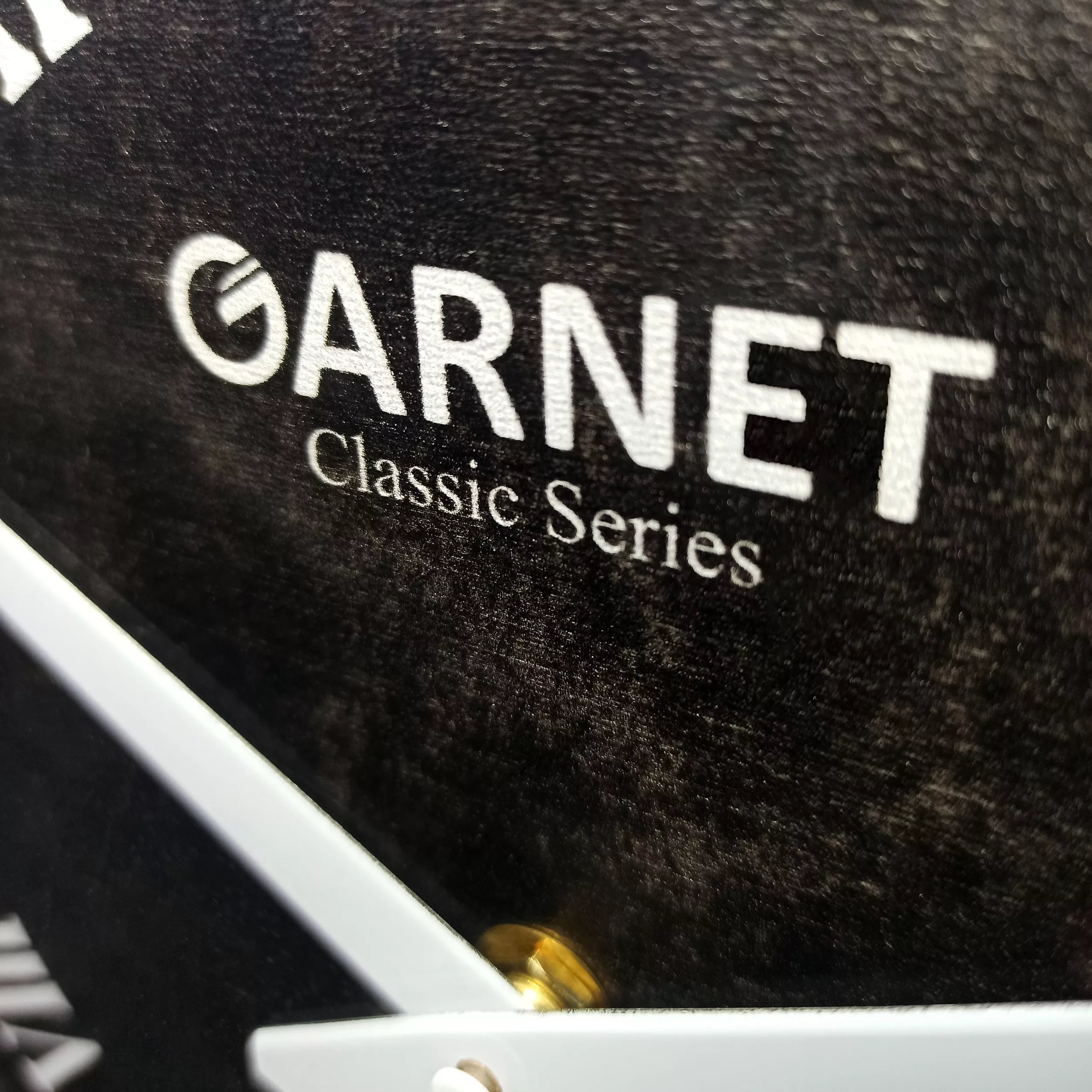 ساعت دیواری گارنت مدل 5226