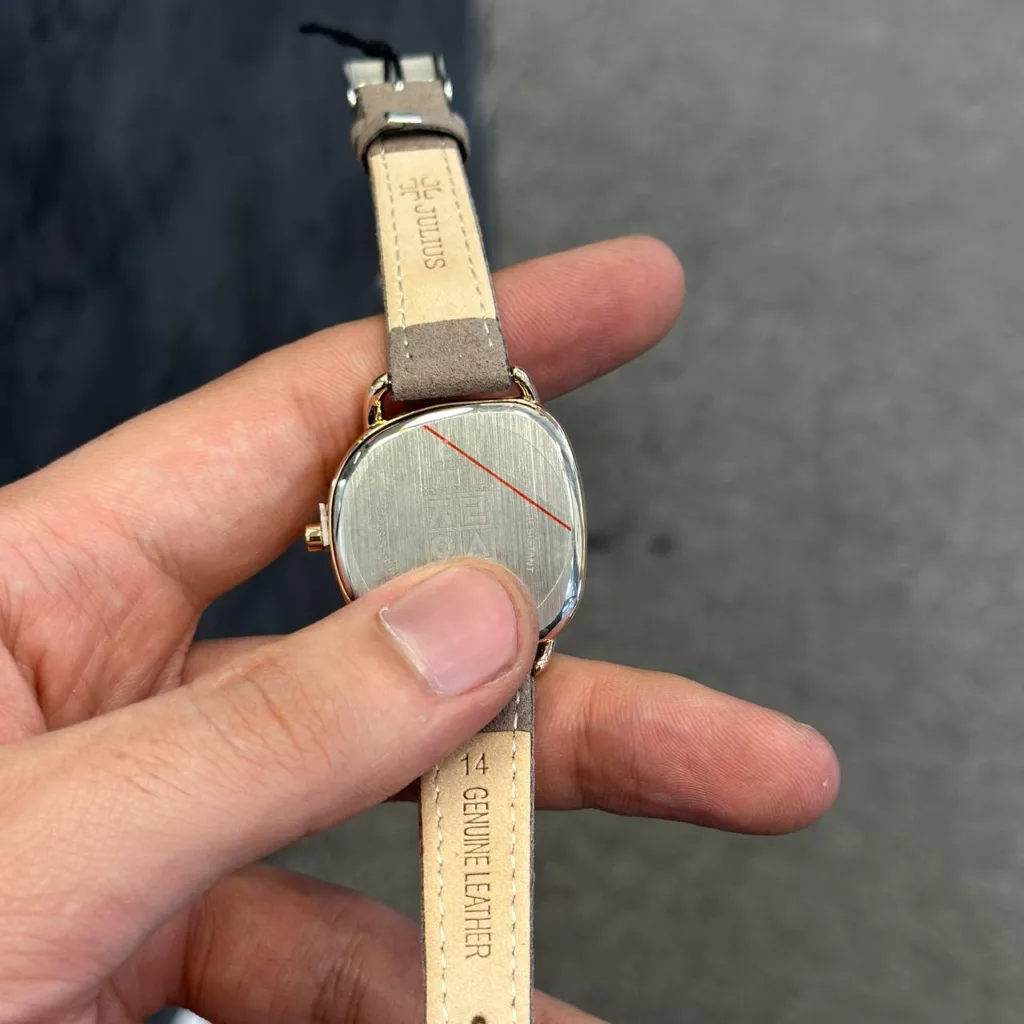 ساعت مچی عقربه‌ای کوارتز زنانه جولیوس مدل jl548789