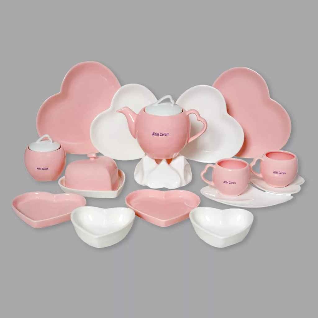 سرویس صبحانه‌خوری 19 پارچه 2 نفر مدل آلتین سرام طرح قلب