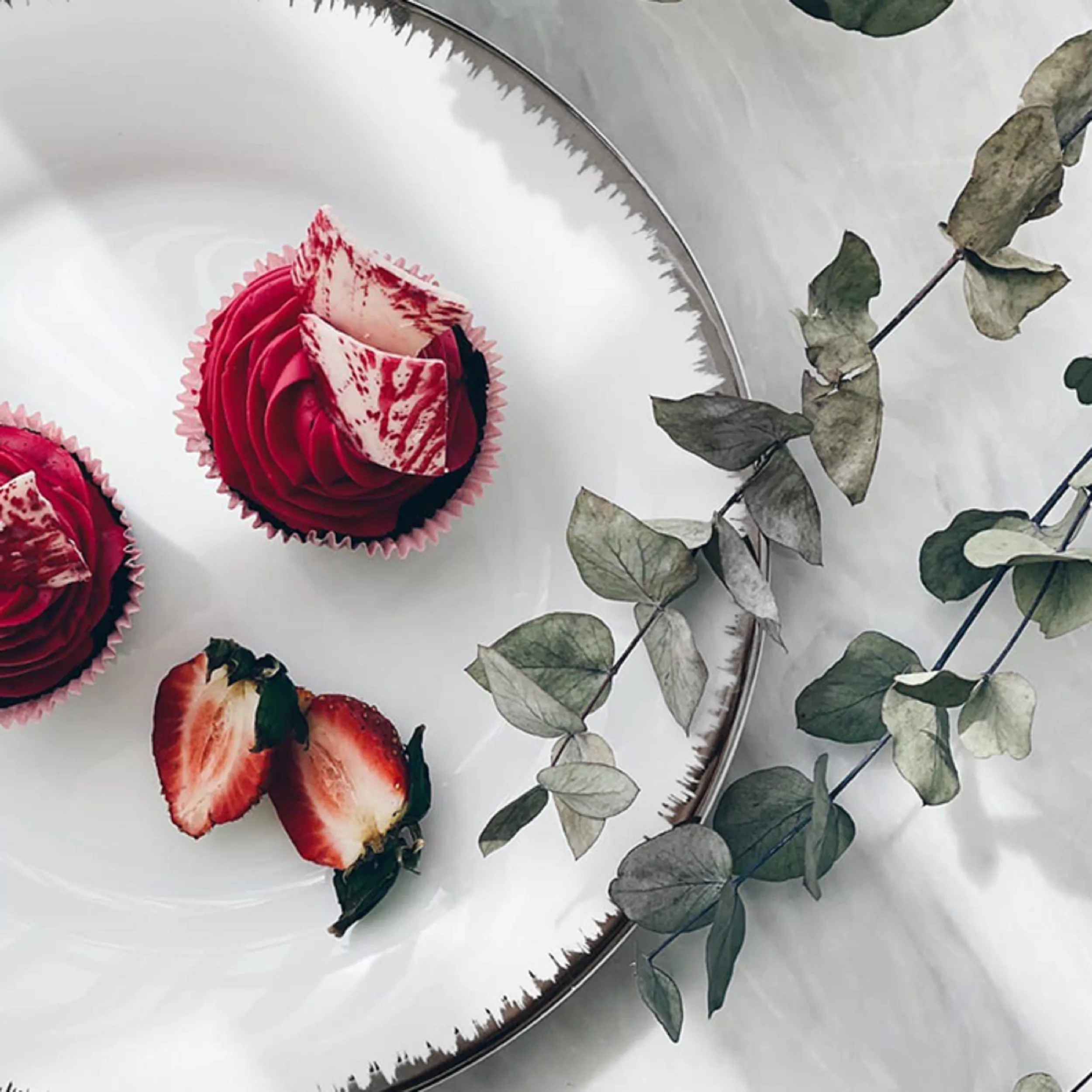 سرویس غذاخوری 35 پارچه چینی زرین ایران مدل شهرزاد رویال درجه عالی