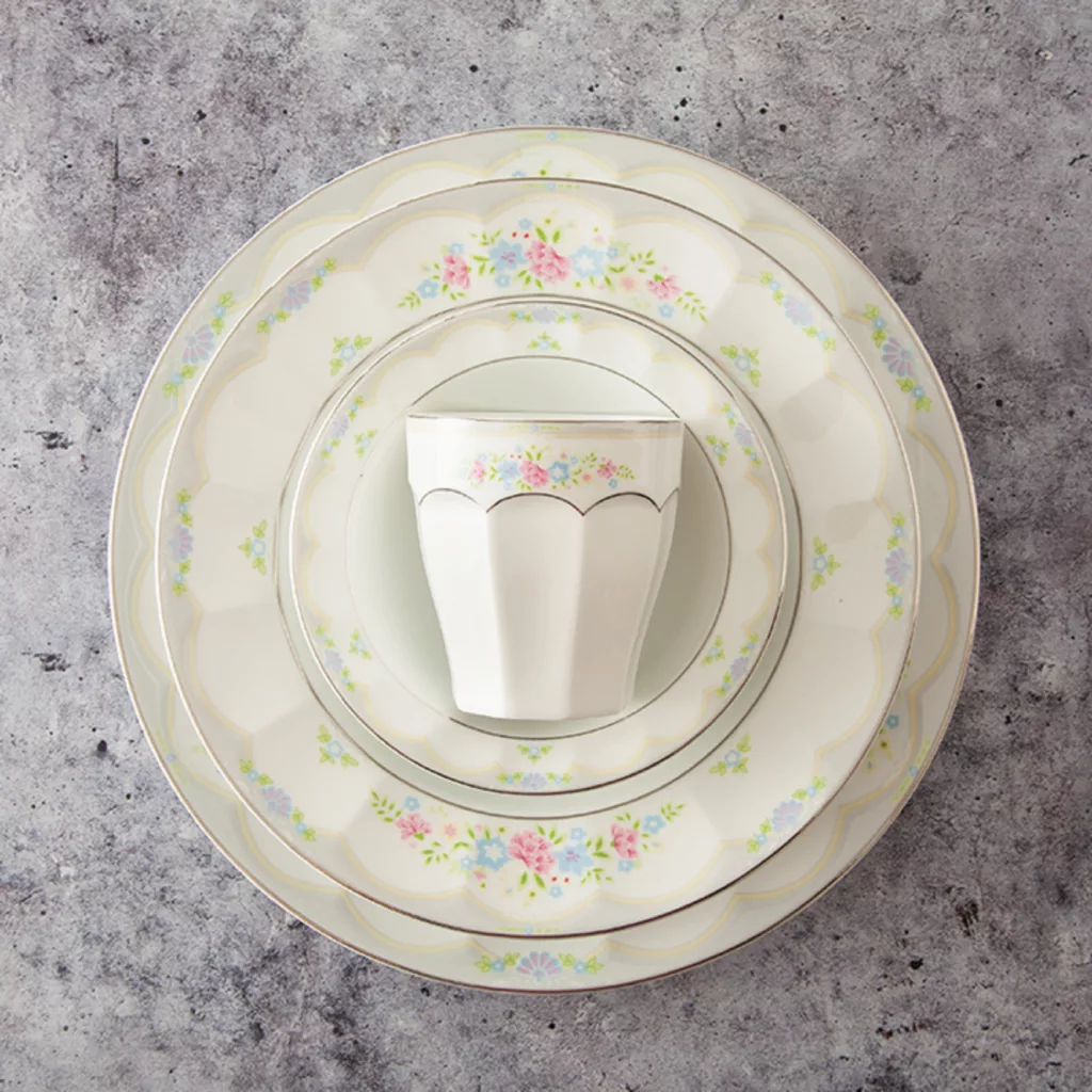 سرویس غذاخوری چینی زرین ایران مدل 103 پارچه نئوکلاسیک گلاریس درجه عالی