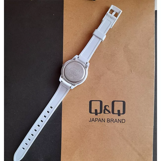 ساعت مچی عقربه ای زنانه کیو اند کیو مدل VS13J008Y