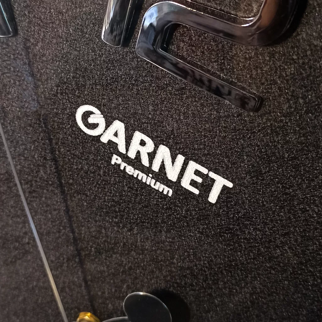 ساعت دیواری گارنت مدل 5021QN