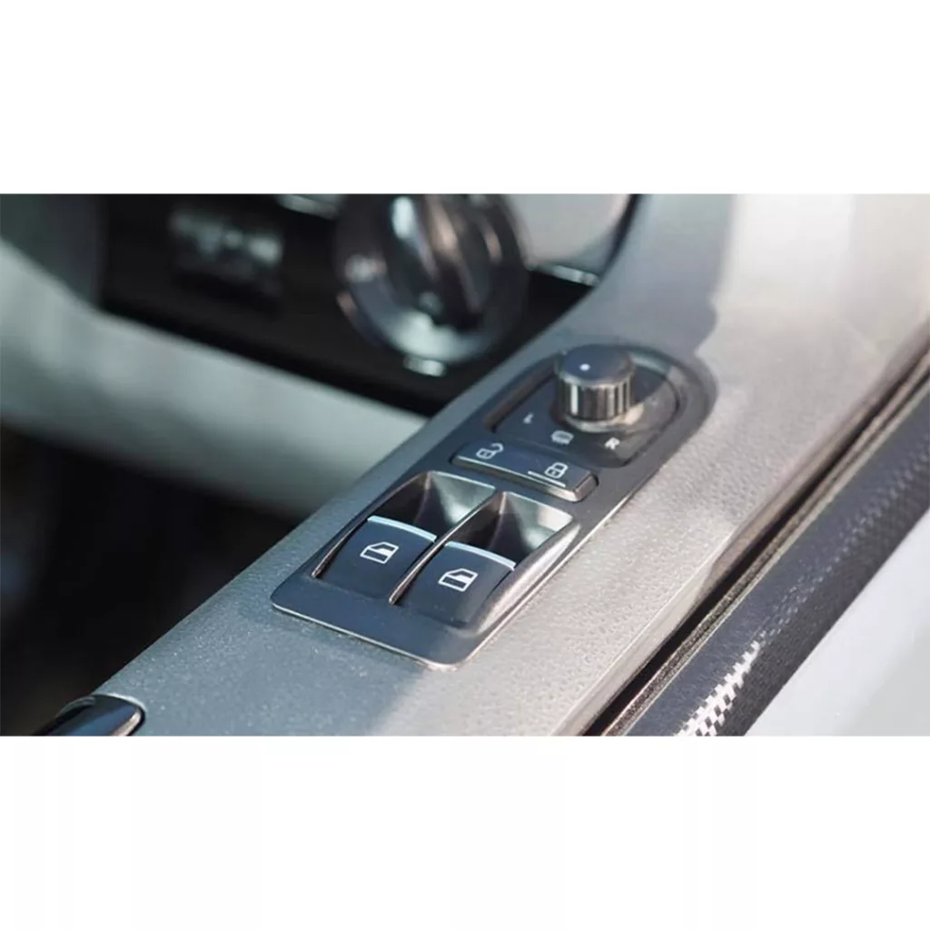 اسپری تمیز کننده و خوشبو کننده هواخودرو دوپلی کالر مدل رایحه عطر YLS  حجم 400 میلی لیتر مجموعه 2 عددی