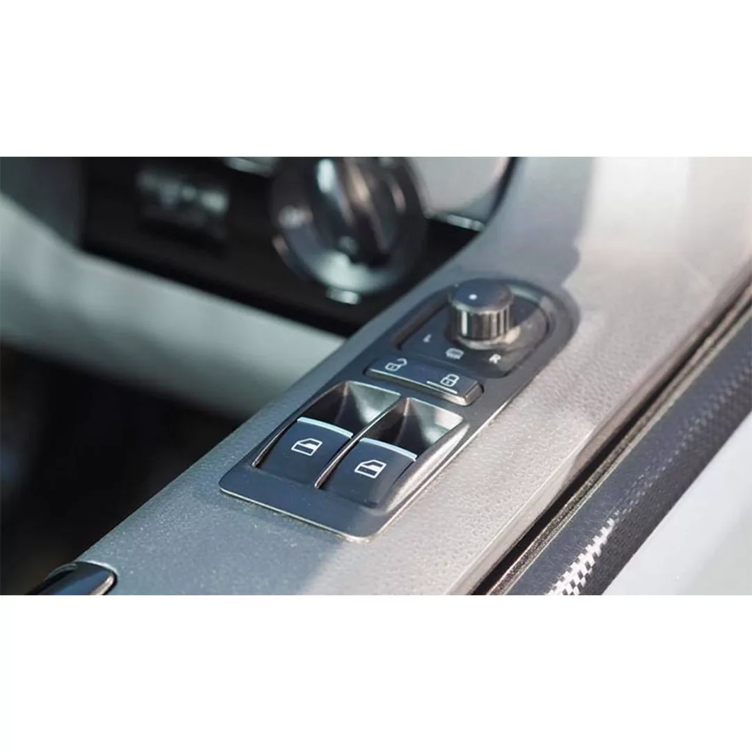 اسپری تمیز کننده و خوشبو کننده هواخودرو دوپلی کالر مدل رایحه عطر YLS  حجم 400 میلی لیتر مجموعه 2 عددی