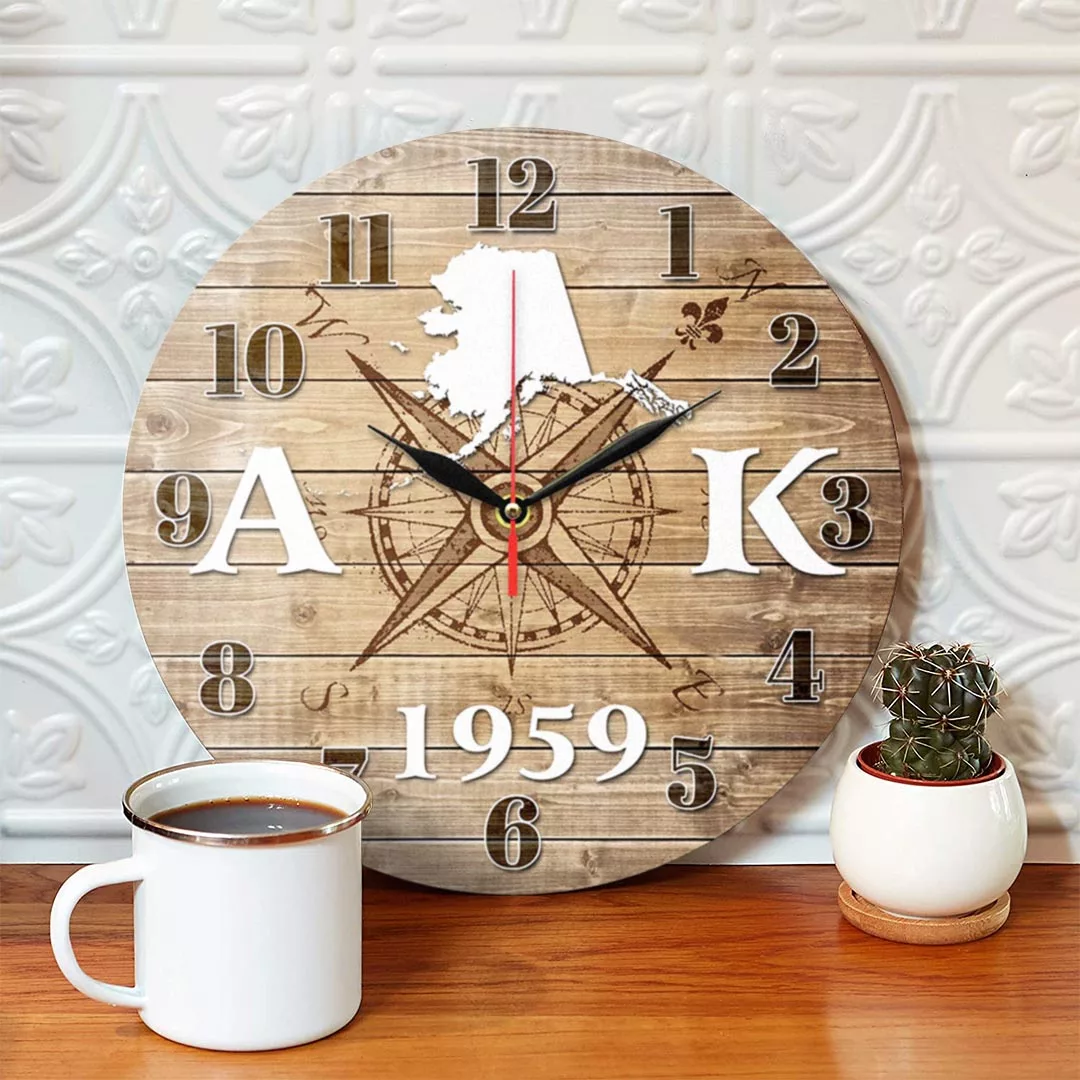 ساعت دیواری طرح قطب نما و چوب کد 1232