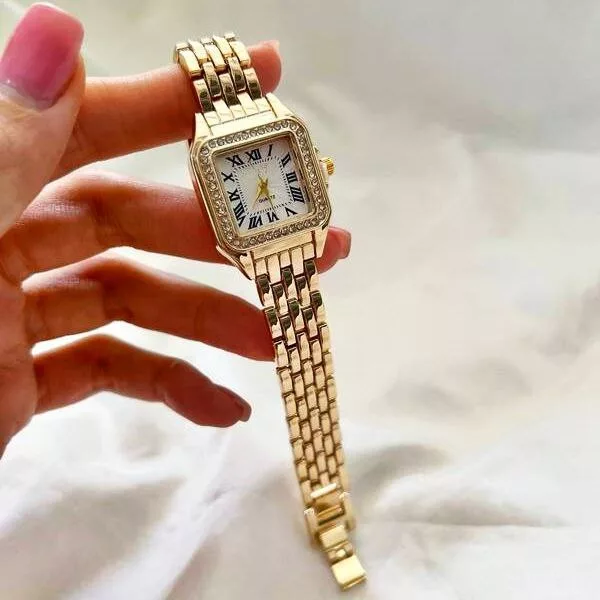 ساعت مچی عقربه ای زنانه مدل یونانی دورنگین 02