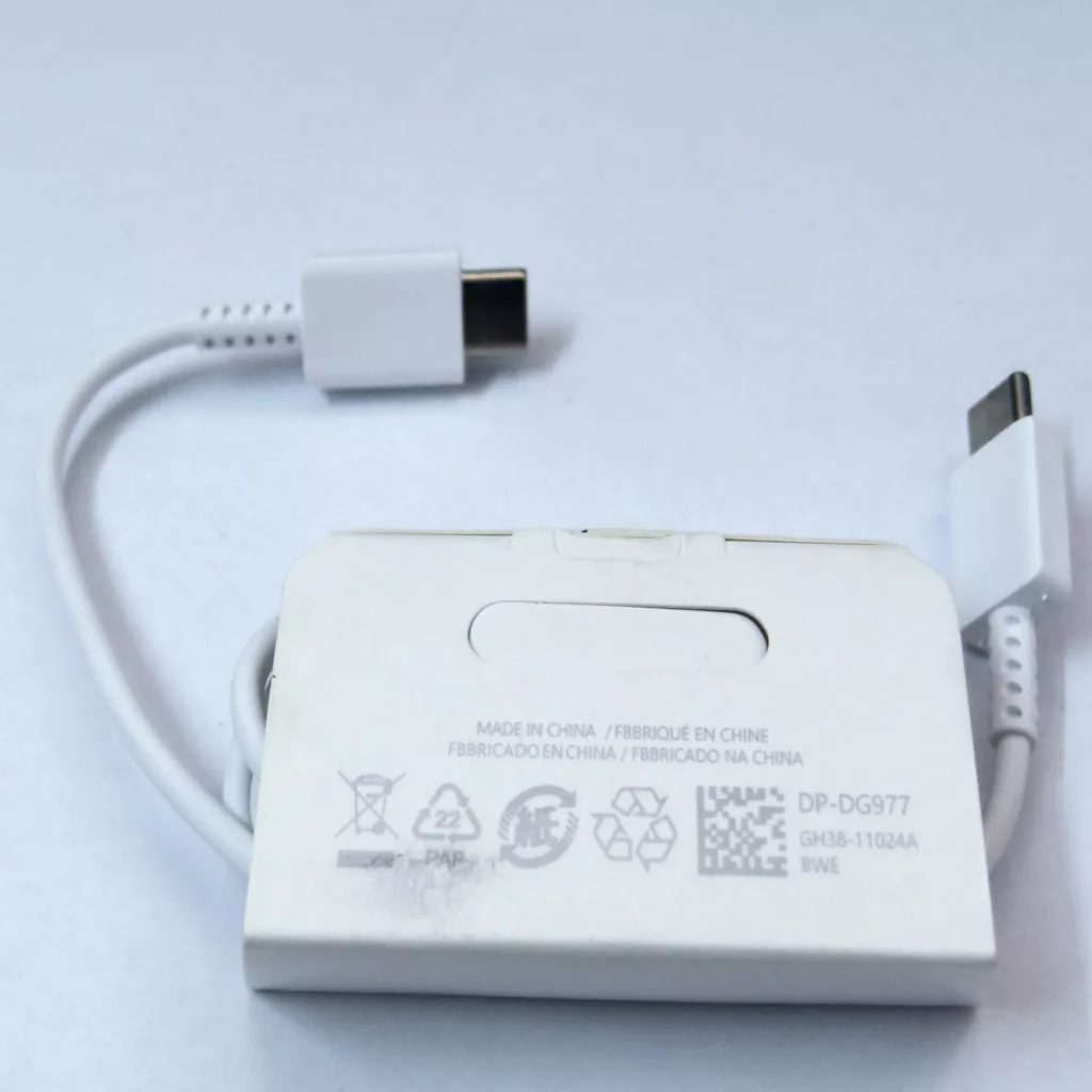 کابل تبدیل USB-C به USB-C مدل EP-DG977 طول 1 متر