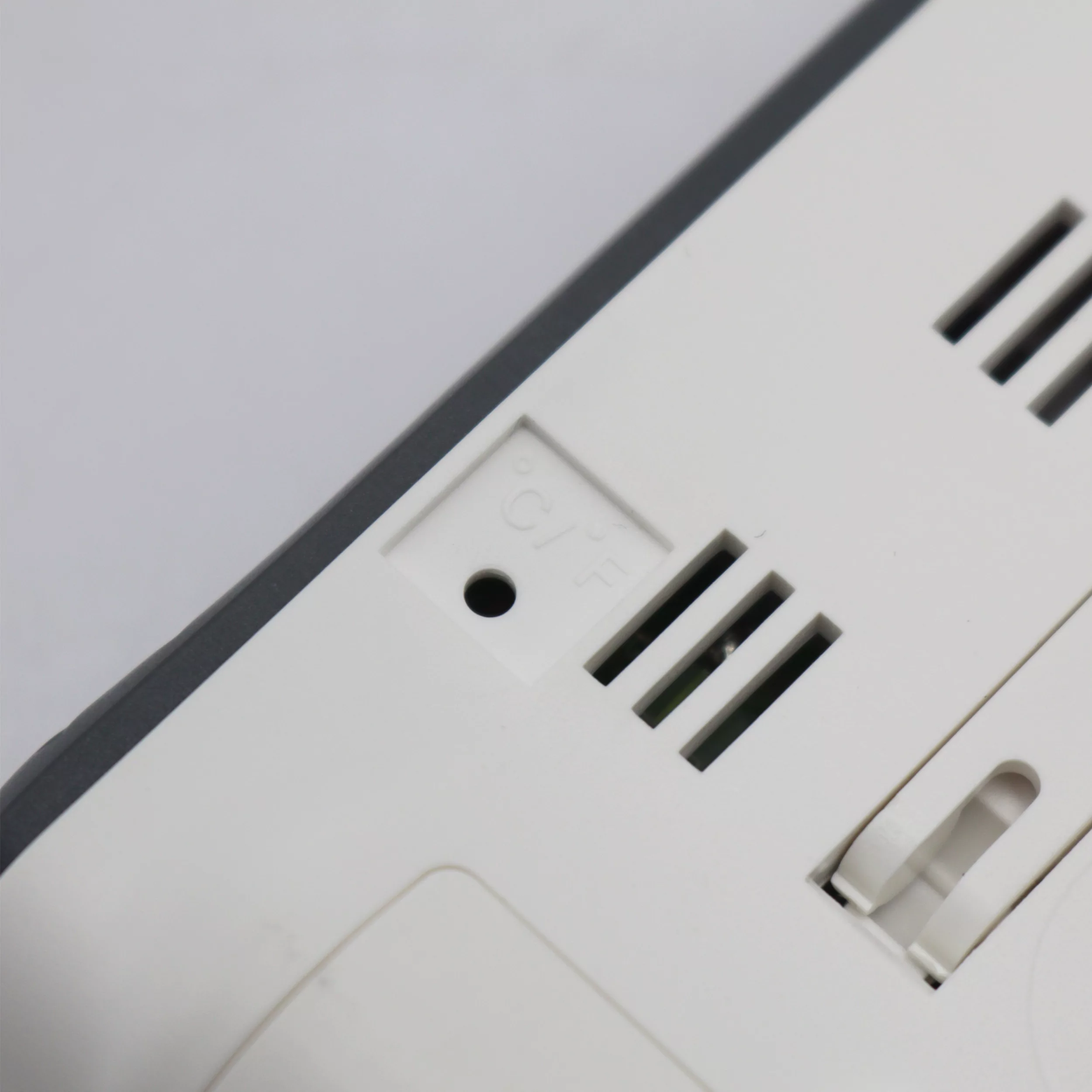 دما سنج و رطوبت سنج مدل بت کد YPSF-DC102