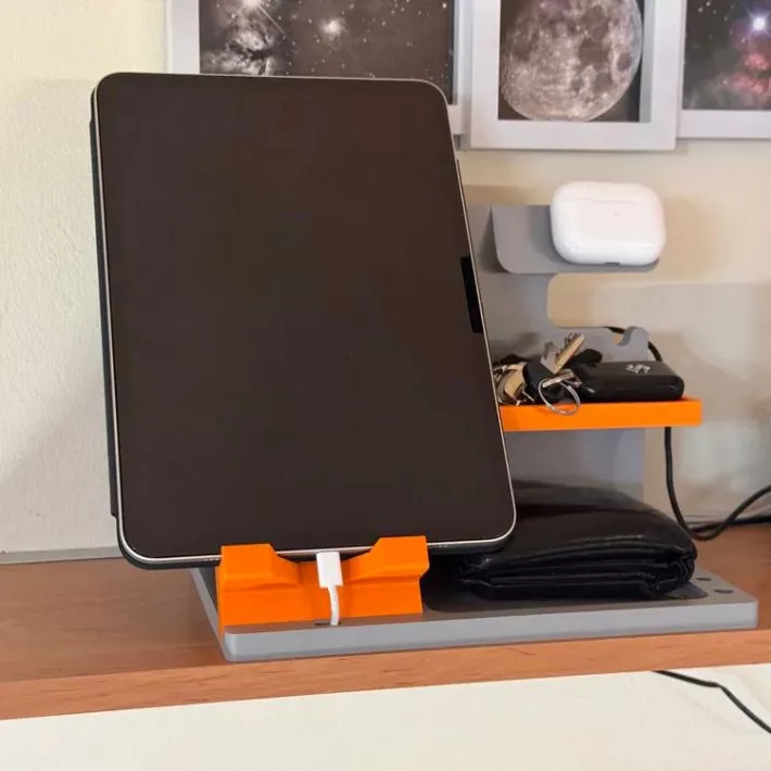 پایه نگهدارنده گوشی موبایل و تبلت مدل Modern