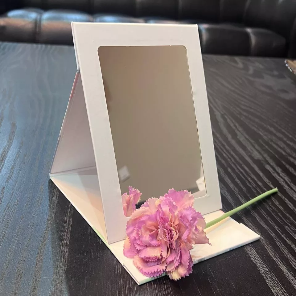 آینه آرایشی رومیزی مدل هما